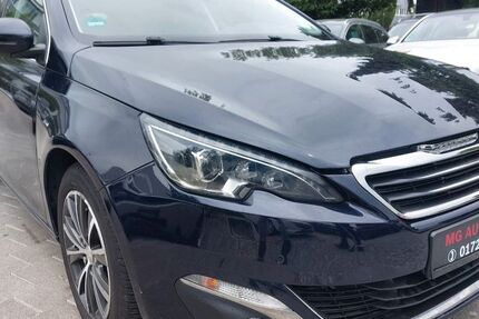 Peugeot 308 142.206 km 6.999 &euro; Fellbach 70736