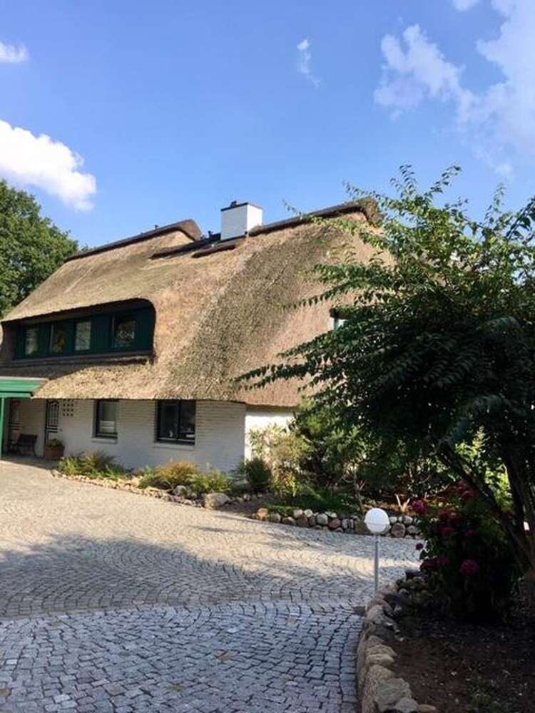Wohnung zum Mieten in Seevetal 1.040 € 77 m²