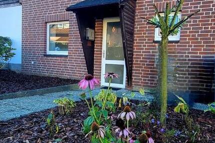 Komplett sanierte Haushälfte mit Gartenanteil zimmer