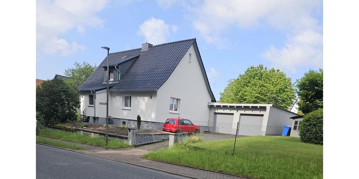 Einfamilienhaus Willingshausen - 5 Zimmer, 140 m&sup2;, 275.000&euro; | Angebot:26818690