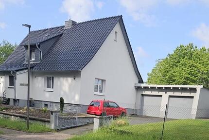 Haus Willingshausen - 5 Zimmer, 140 m&sup2;, 275.000&euro; | Angebot:26818690