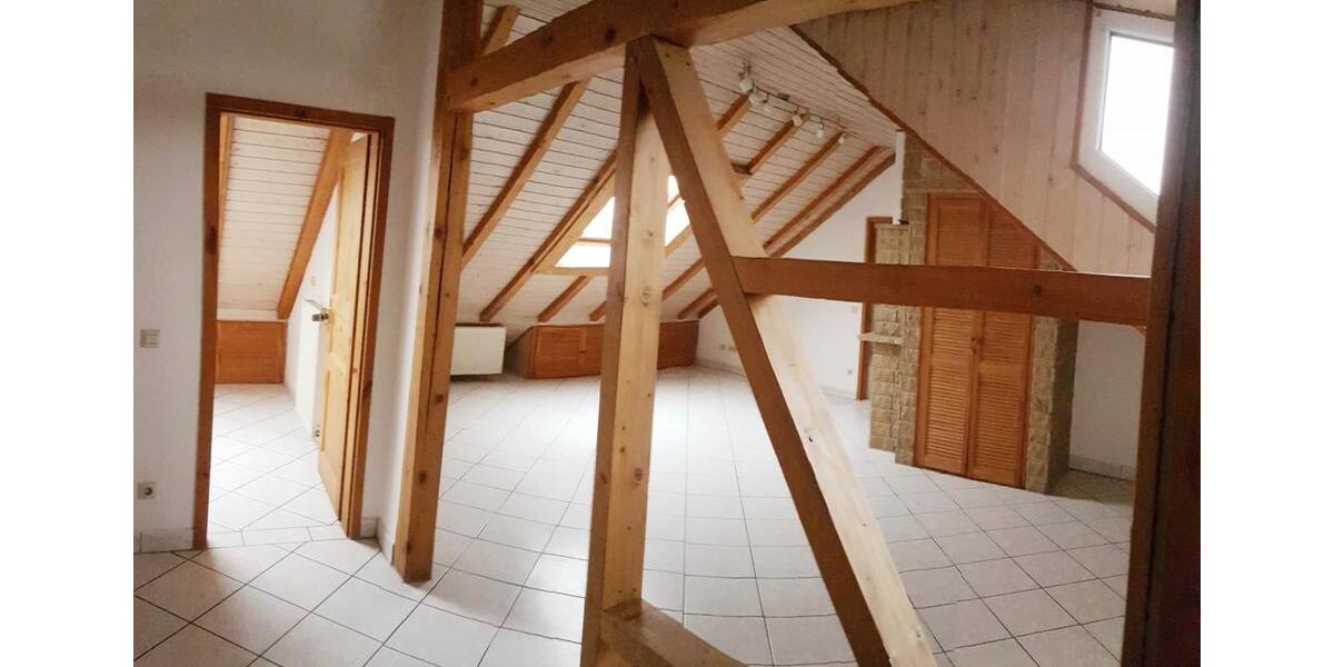 Dachgeschoßwohnung Philippsburg - 3 Zimmer, 75 m&sup2;, 650&euro; | Angebot:26251874