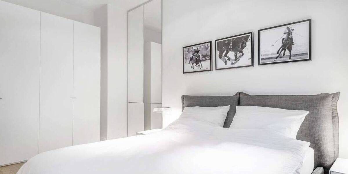 Etagenwohnung Düsseldorf Altstadt - 2 Zimmer, 55 m&sup2;, 1.750&euro; | Angebot:26244901