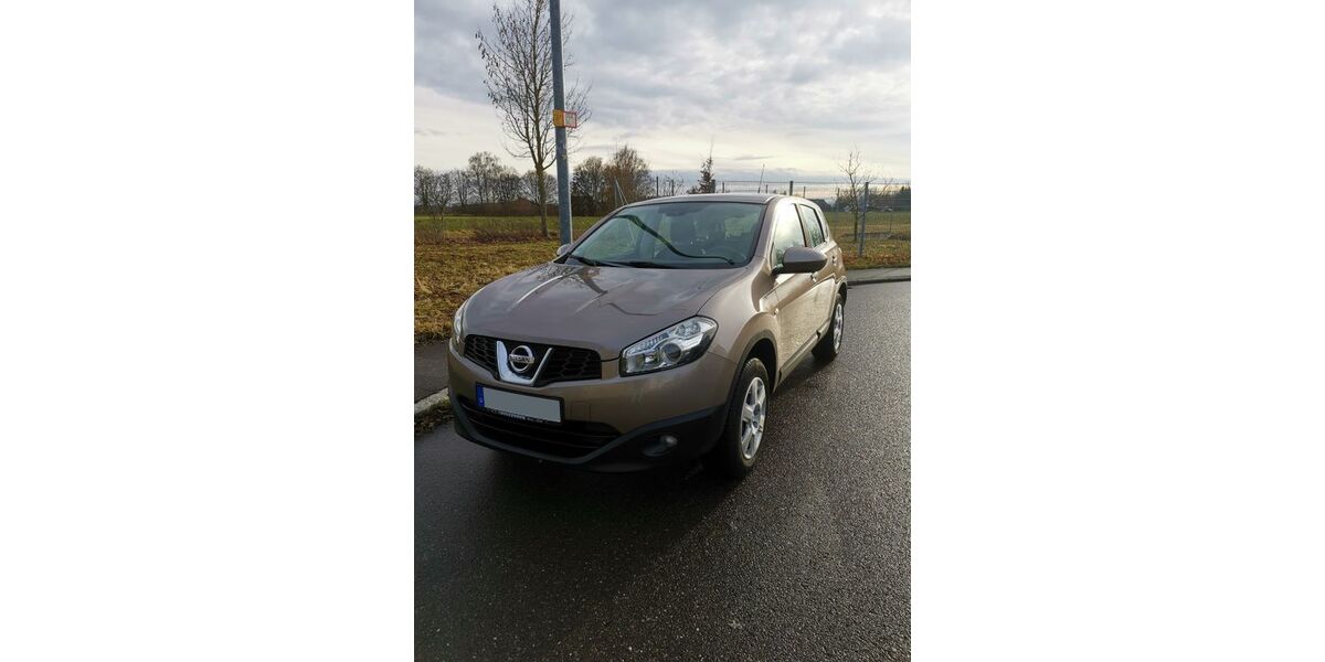 Nissan Qashqai 131.000 km 5.800 &euro; Nersingen 89278