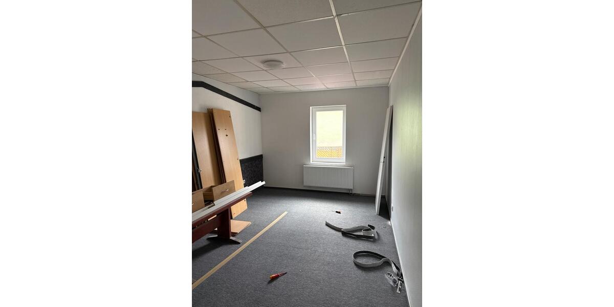 Etagenwohnung Drei Gleichen - 3 Zimmer, 85 m&sup2;, 900&euro; | Angebot:25647949