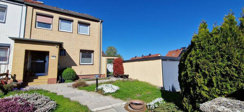Doppelhaushälfte Schöningen - 4 Zimmer, 87 m&sup2;, 82.000&euro; | Angebot:26435079