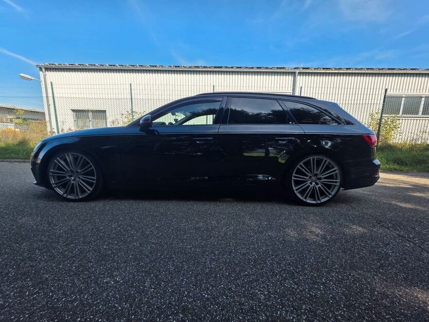 Audi A4 123.402 km 21.999 € Freisbach 67361