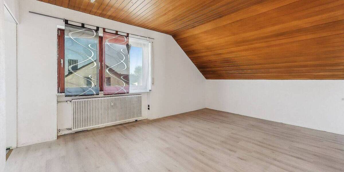Etagenwohnung Adelsdorf - 6 Zimmer, 128 m&sup2;, 360.000&euro; | Angebot:26189768