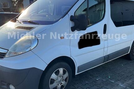 Opel Vivaro 242.000 km 5.900 &euro; Stockstadt am Main 63811