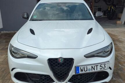 Alfa Romeo Giulia 40.232 km 65.900 &euro; Frickenhausen 97252