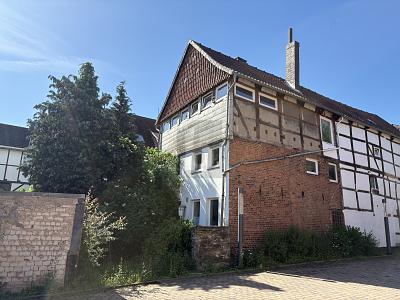 HISTORISCHES JUWEL IN INNENSTADTLAGE - Wohn- & Geschäftshaus Bad Münder am Deister | Angebot:27283649