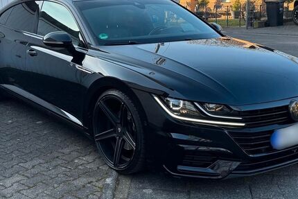VW Arteon 172.000 km 20.500 &euro; Köln 50733