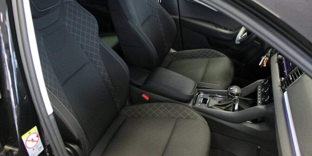 Skoda Karoq 1.5 TSI ACT DSG Ambition 86.901 km 18.980 &euro; Euskirchen 53881