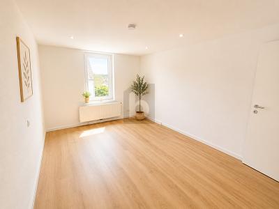 MODERN, SANIERT UND SOFORT VERFÜGBAR - Etagenwohnung Gersthofen | Angebot:26890397