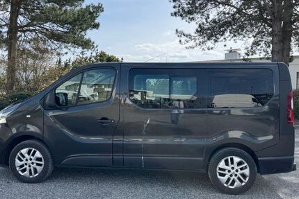 Opel Vivaro 145.230 km 9.490 &euro; Barsbüttel 22885