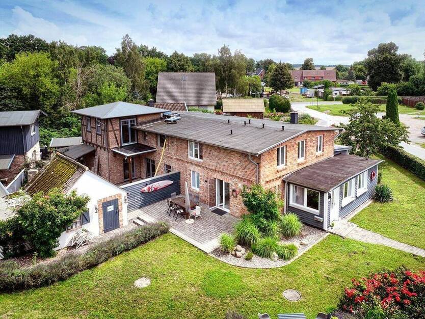 Küstenjuwel zwischen Salzhaff und Ostsee - Doppelhaushälfte mit luxuriösem Interieur