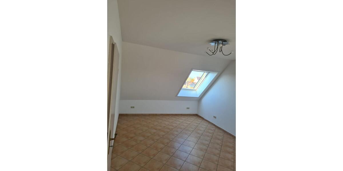 Dachgeschoßwohnung Delitzsch - 3 Zimmer, 117 m&sup2;, 942&euro; | Angebot:24864314