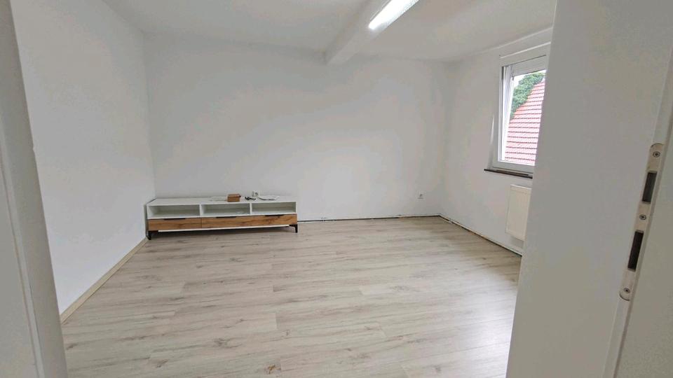 Einfamilienhaus Albstadt Gemarkung Onstmettingen - 2 Zimmer, 130 m&sup2;, 1.150&euro; | Angebot:26592163