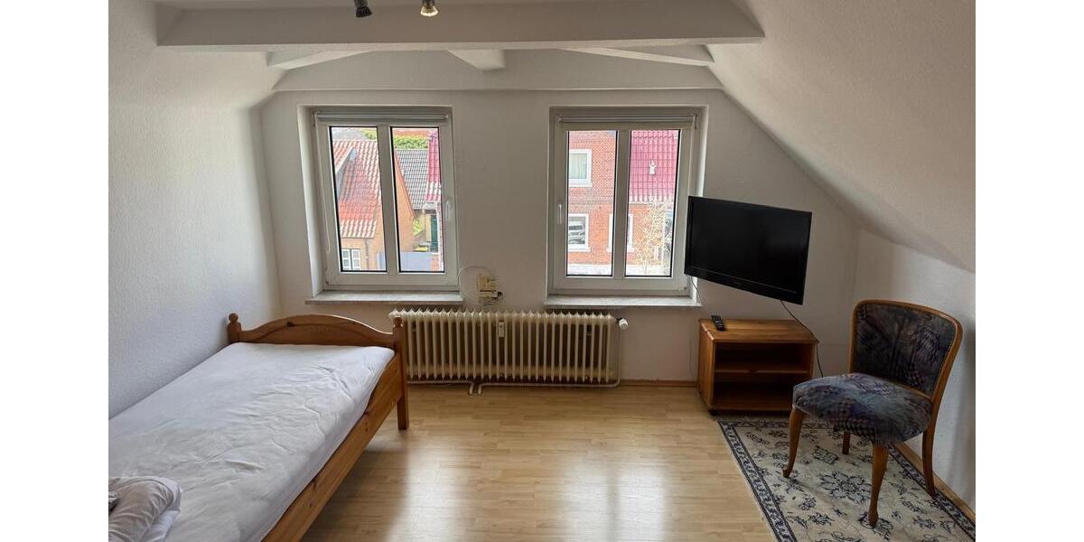 Dachgeschoßwohnung Kappeln - 1 Zimmer, 25 m&sup2;, 400&euro; | Angebot:26406804