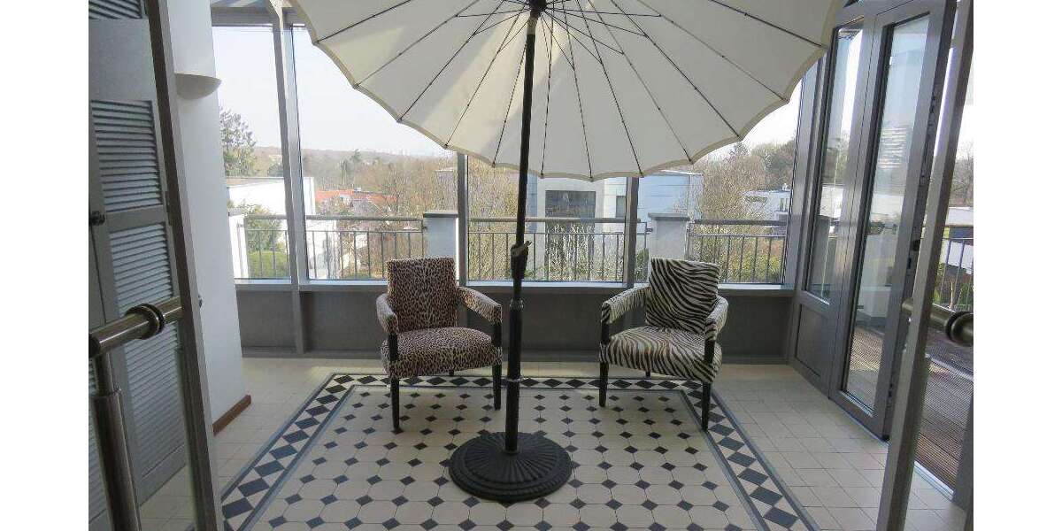 Etagenwohnung Bad Soden - 3.5 Zimmer, 145 m&sup2;, 2.300&euro; | Angebot:25642934