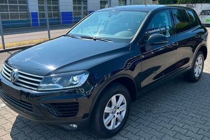 VW Touareg 242.321 km 12.900 &euro; Kamp-Lintfort 47475
