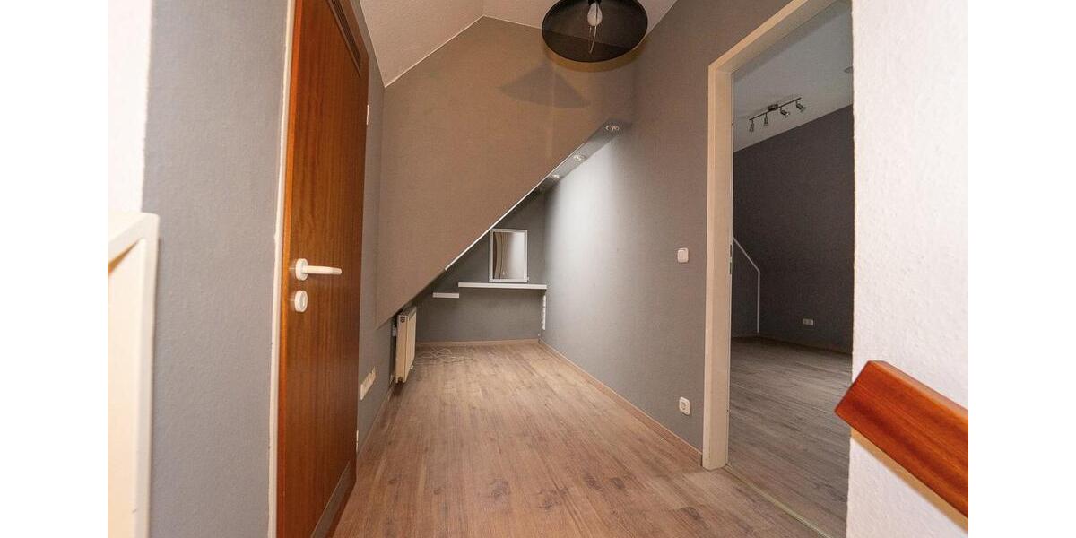 Dachgeschoßwohnung Korschenbroich - 2 Zimmer, 80 m&sup2;, 249.000&euro; | Angebot:26837358