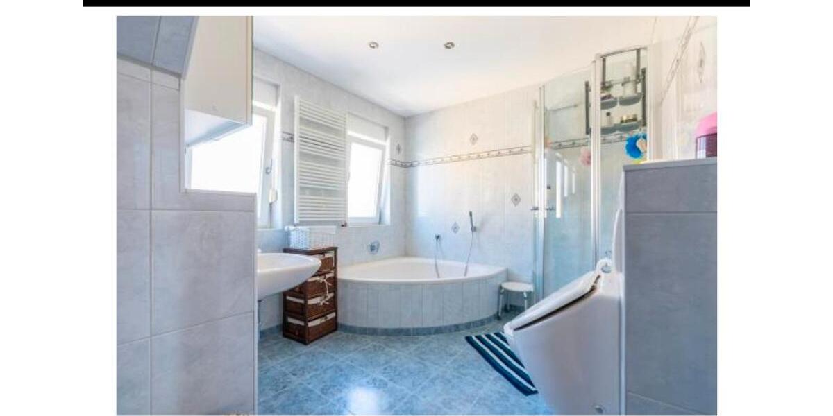 Doppelhaushälfte Buseck - 5 Zimmer, 126 m&sup2;, 315.000&euro; | Angebot:26987637