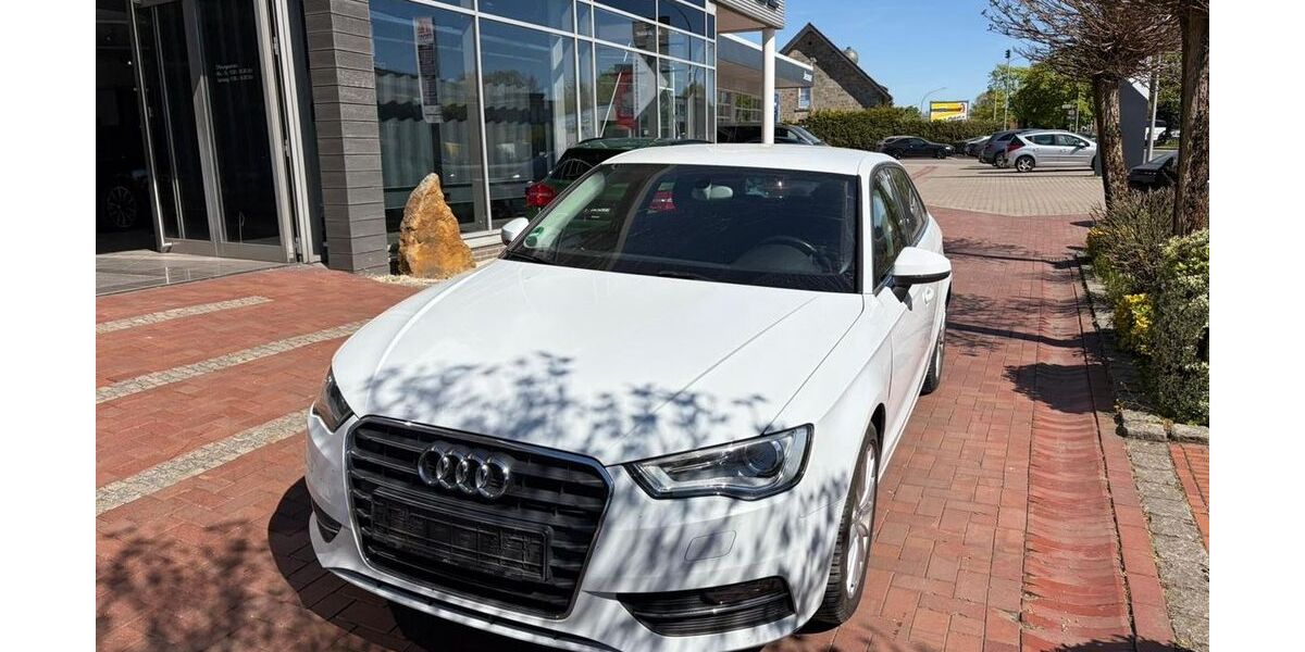 Audi A3 154.000 km 12.490 &euro; Ibbenbüren 49477