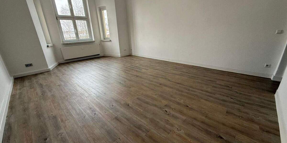 Zimmer Chemnitz Sonnenberg - 2 Zimmer, 67 m&sup2;, 330&euro; | Angebot:25985408