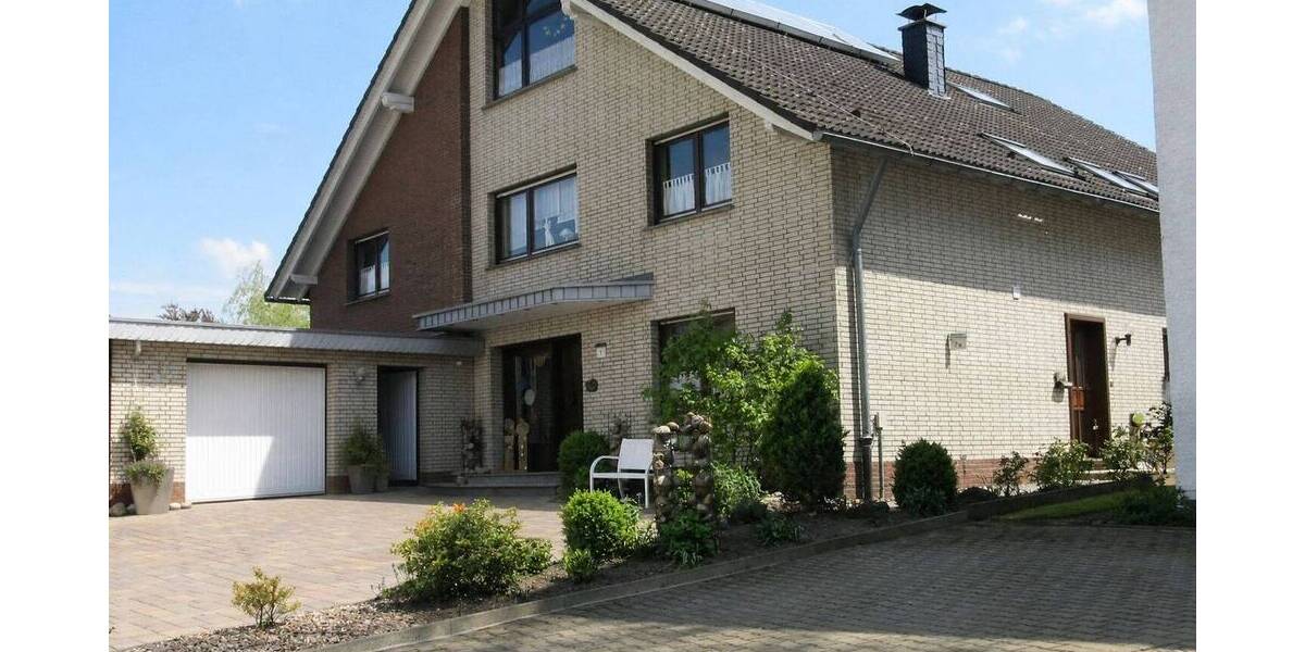 Einfamilienhaus Bad Wünnenberg (OT Fürstenberg) Fürstenberg - 1 Zimmer, 330 m&sup2;, 420.000&euro; | Angebot:26417654