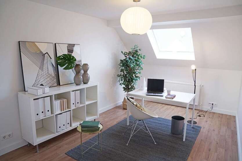 Wohnung zum Kaufen in Düsseldorf 465.000 € 125.91 m²