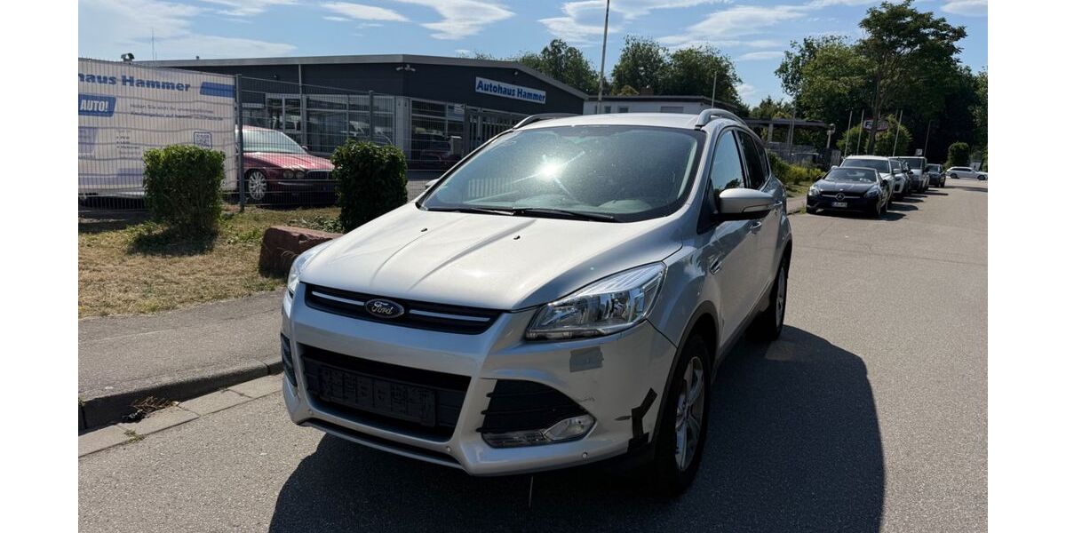 Ford Kuga 118.000 km 7.499 &euro; lahr 77933