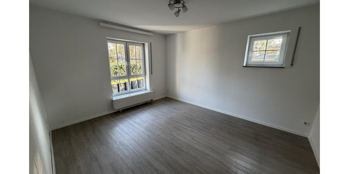 Etagenwohnung Falkensee - 2 Zimmer, 65 m&sup2;, 250.000&euro; | Angebot:25680096