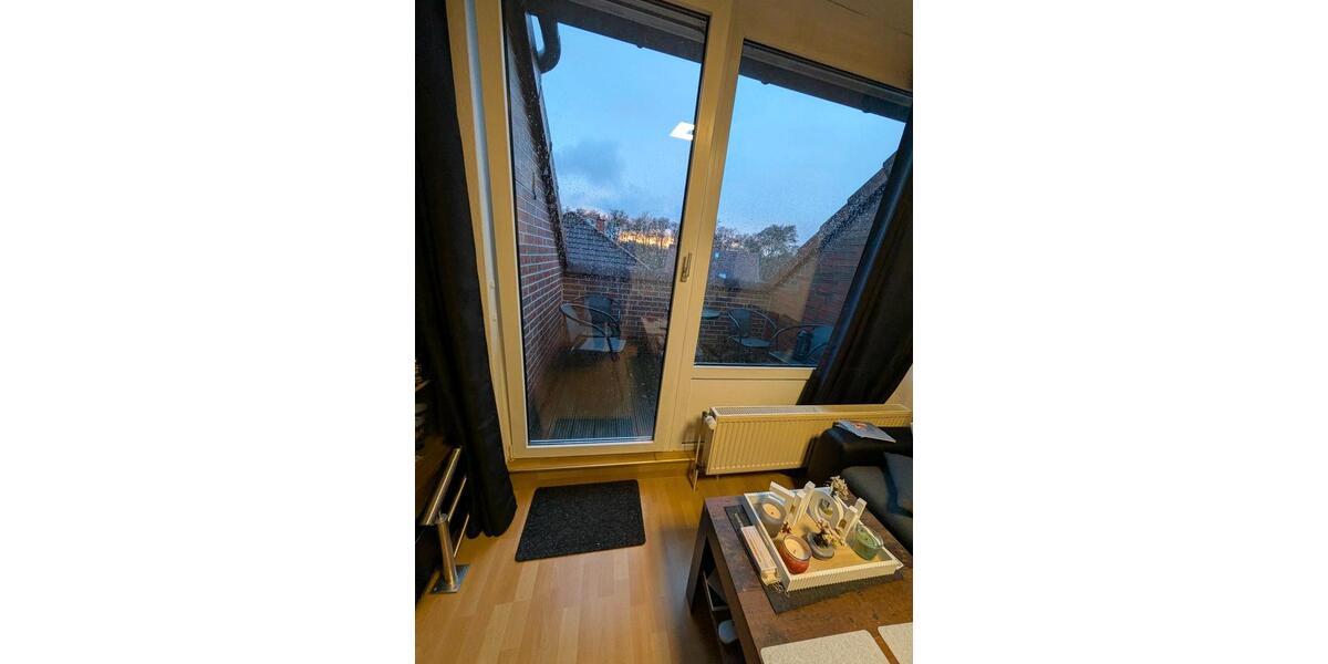 Dachgeschoßwohnung Oldenburg Kreyenbrück - 2 Zimmer, 44 m&sup2;, 430&euro; | Angebot:25423545