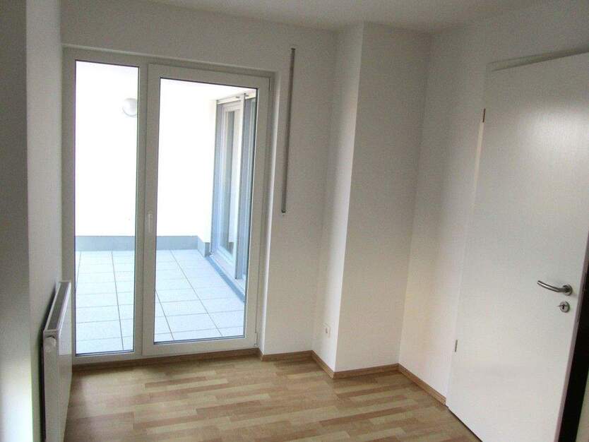 Moderne 3-Zimmer-Wohnung mit zwei Balkone und TG-Stellplatz 3 zimmer