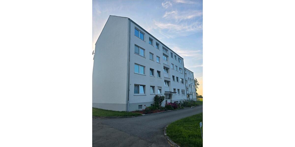 Etagenwohnung Marsberg - 3 Zimmer, 77 m&sup2;, 70.000&euro; | Angebot:27122788