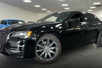 Chrysler 300C 146.000 km 15.990 &euro; Mudau 69427
