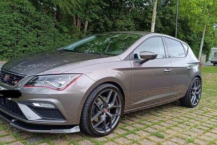 Seat Leon 55.297 km 18.500 &euro; Bayreuth 95448
