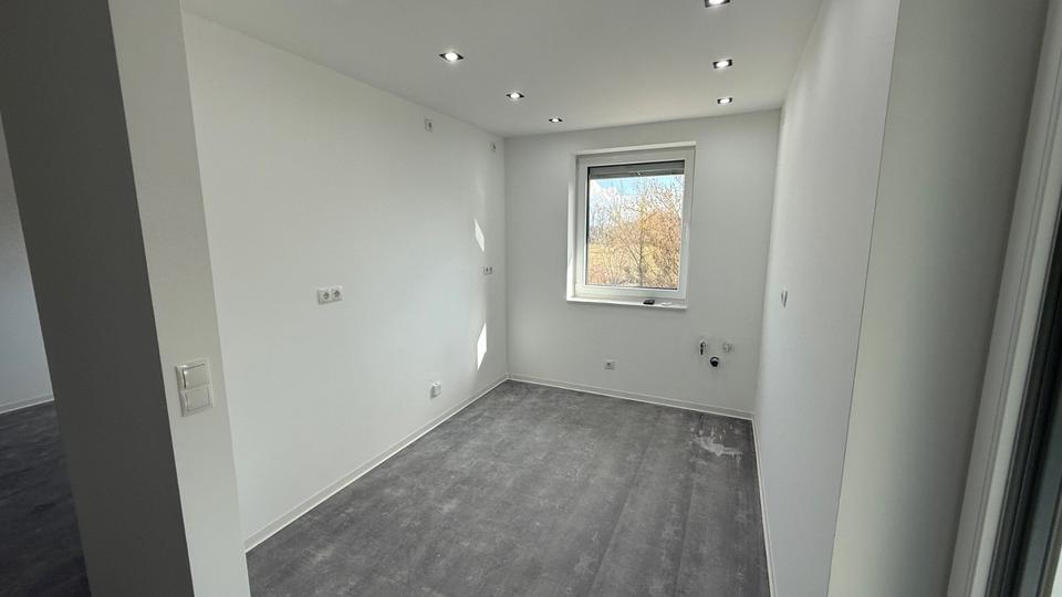 Etagenwohnung Bad Liebenwerda - 2 Zimmer, 73 m&sup2;, 650&euro; | Angebot:25851856