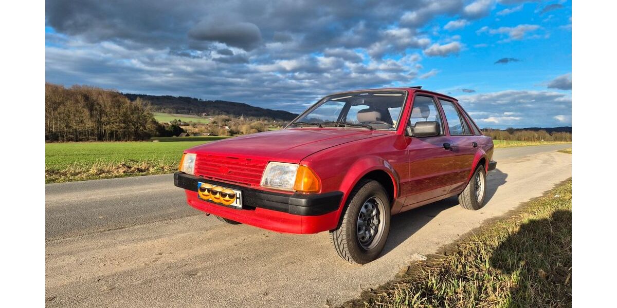 Ford Escort 73.000 km 5.400 &euro; Rödinghausen 32289