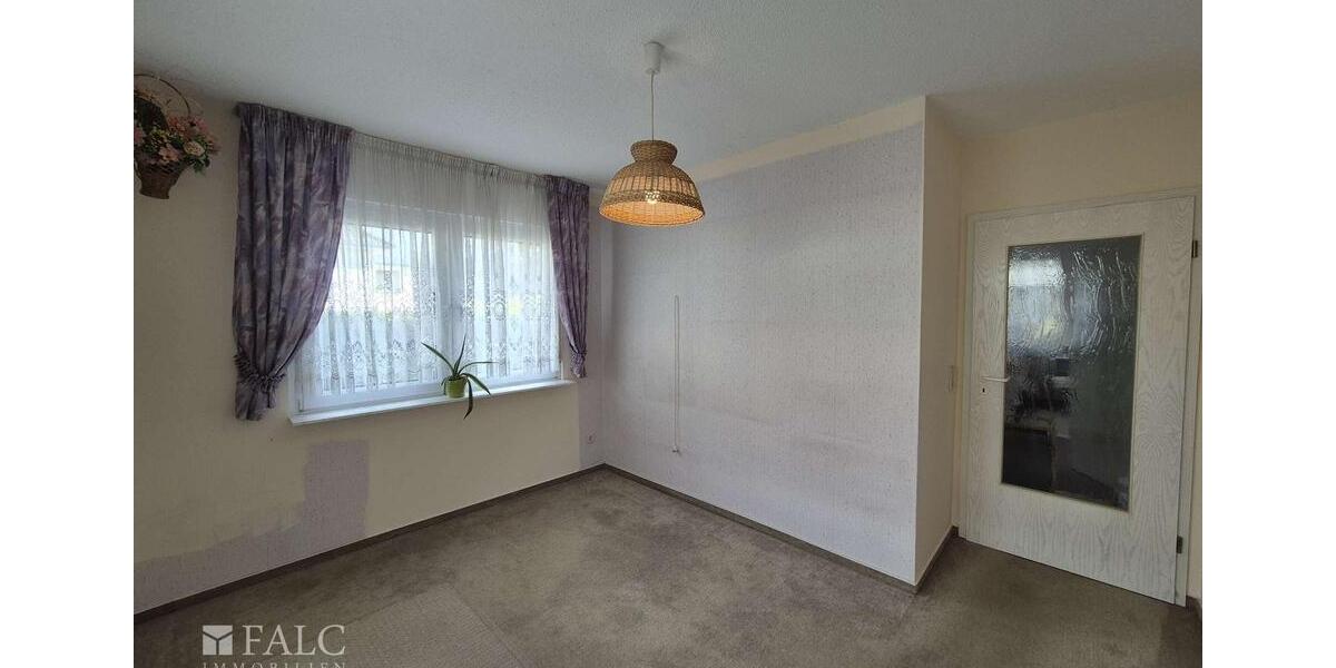 Erdgeschoßwohnung Königs Wusterhausen - 4 Zimmer, 93 m&sup2;, 1.767&euro; | Angebot:26003510