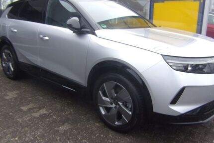 Opel Grandland (X) 3.500 km 41.750 &euro; Ransbach-Baumbach 56235