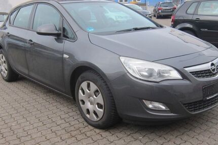 Opel Astra 117.086 km 4.999 &euro; Aschaffenburg 63741