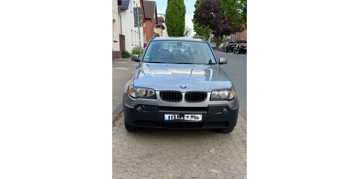 BMW X3 240.000 km 4.999 &euro; Bückeburg 31675