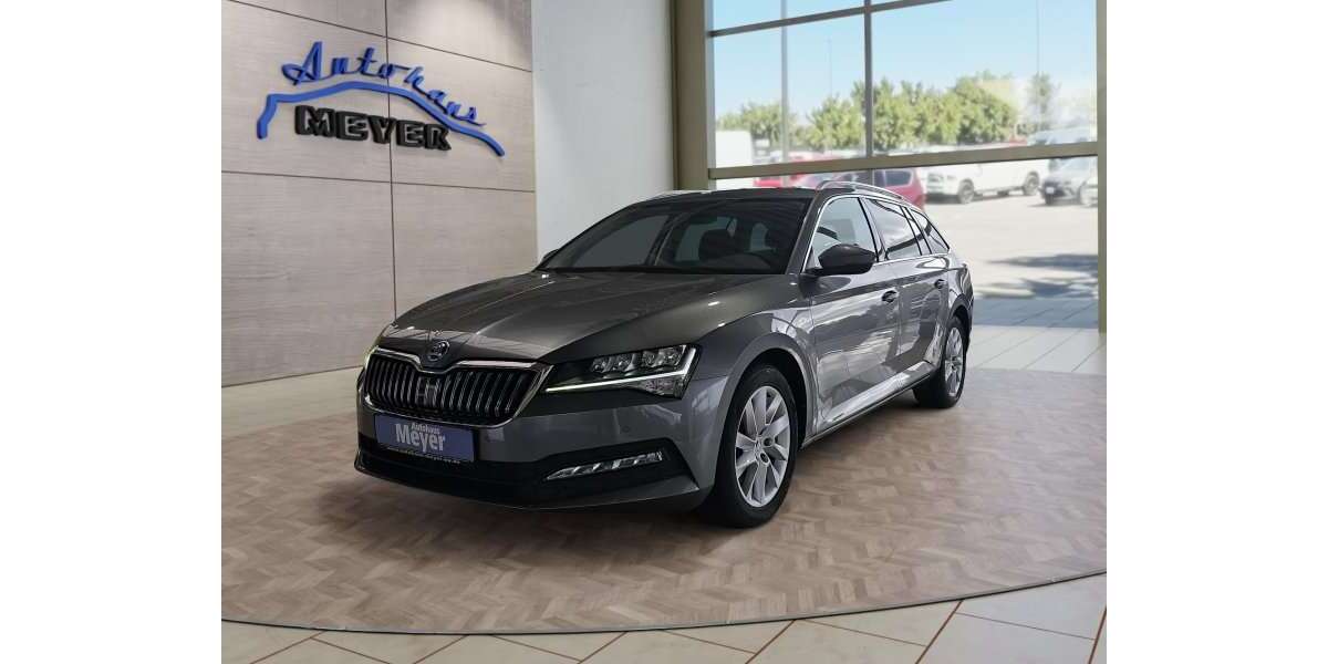 Skoda Superb 42.300 km 28.999 &euro; Hohenwarsleben 39326