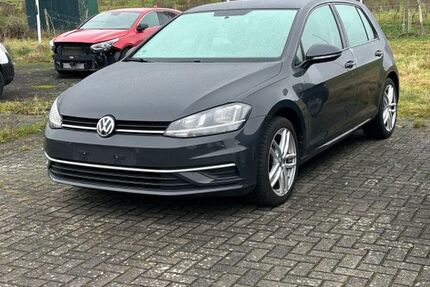 VW Golf 76.383 km 14.500 &euro; Schwalmstadt 34613