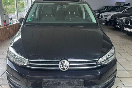 VW Touran 146.000 km 18.700 € Bonn 53119