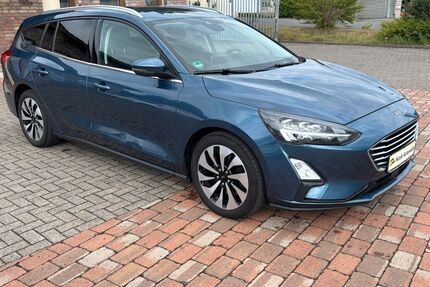 Ford Focus 192.800 km 9.999 € Versmold 33775