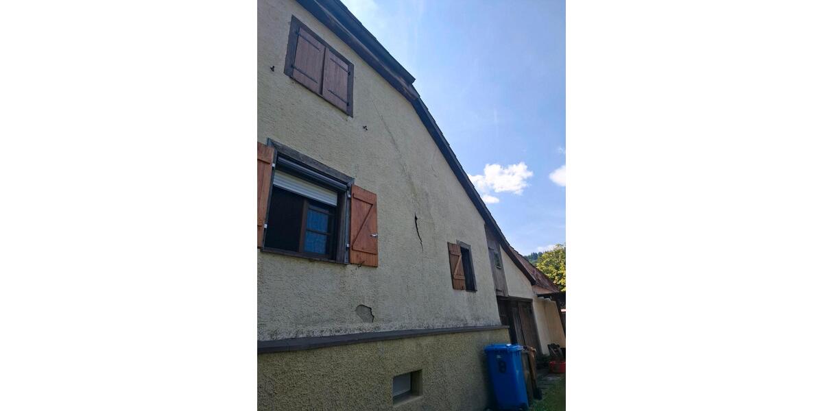 Doppelhaushälfte Stockach - 6 Zimmer, 135 m&sup2;, 220.000&euro; | Angebot:27097664