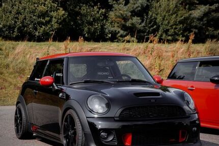 Mini John Cooper Works 144.000 km 22.000 &euro; Haselau 25489
